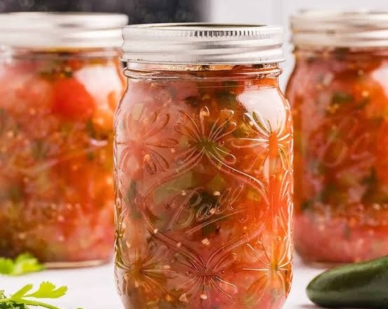 Best canned salsa recipe with fresh tomatoes top view