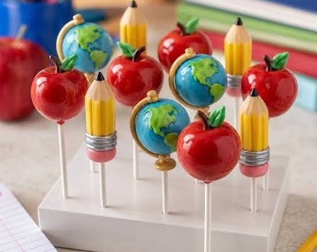 Easy No Bake Pencil and Apple Cake Pops top view
