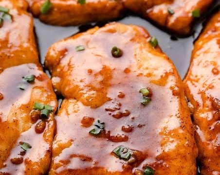 20 Minute Sticky Honey Garlic Butter Chicken Thighs top view